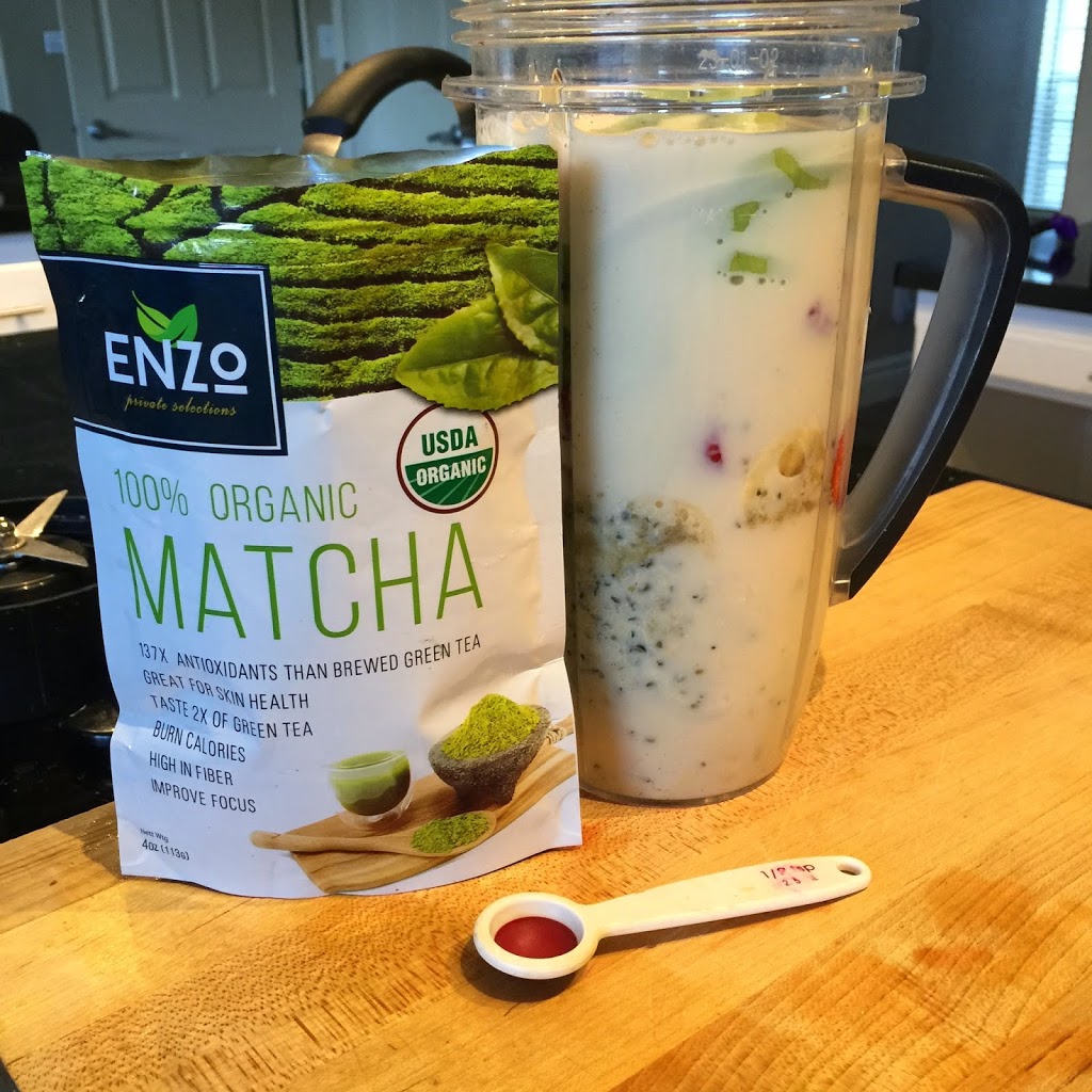 matcha and green smoothie in blender