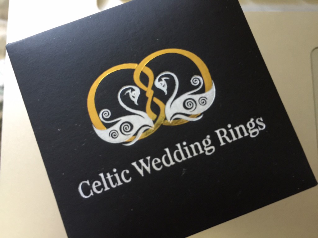 celtic wedding rings- the knot ring