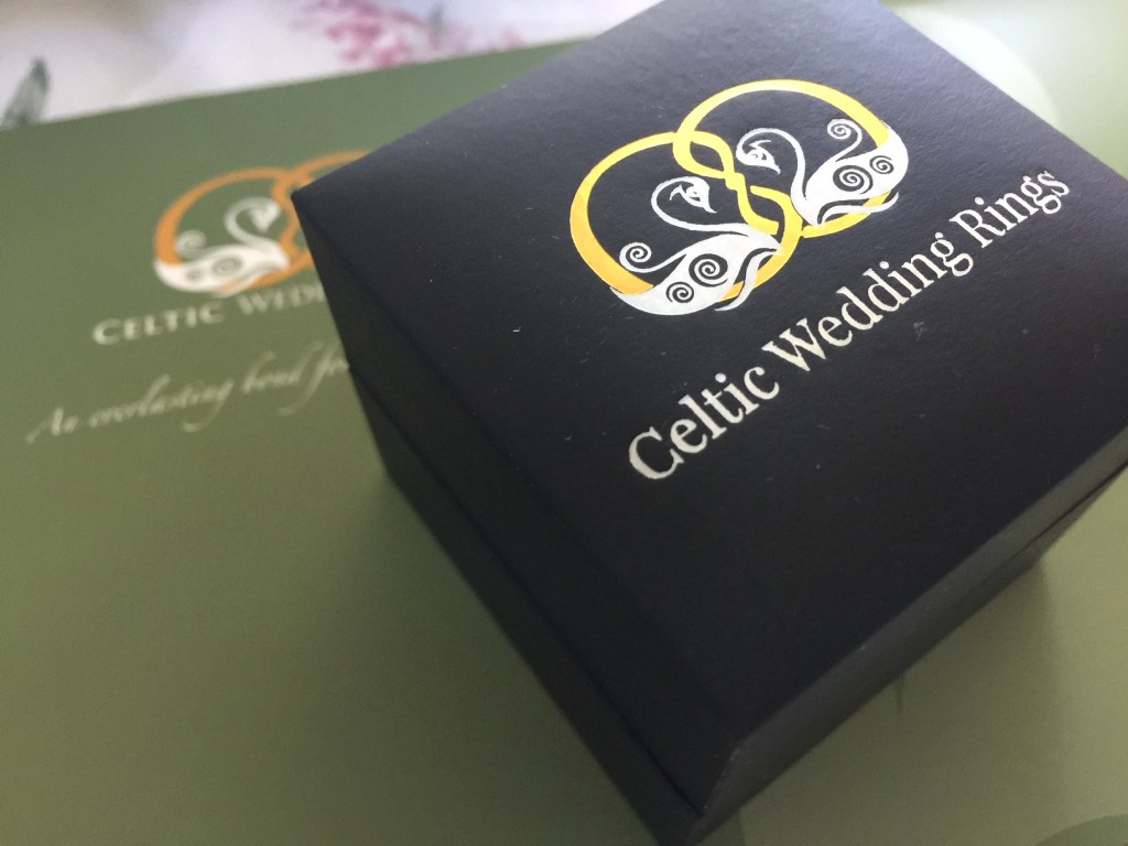 celtic wedding rings- the knot ring