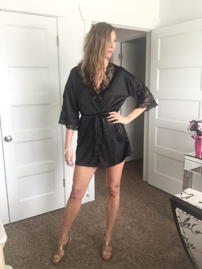 pretty black lace robe 