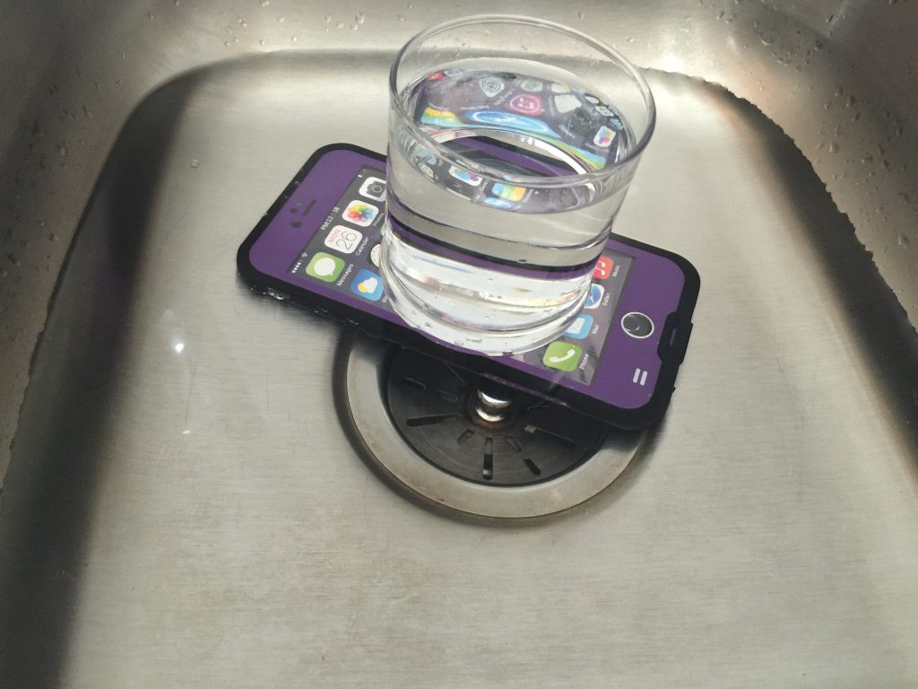 water cellphone case test