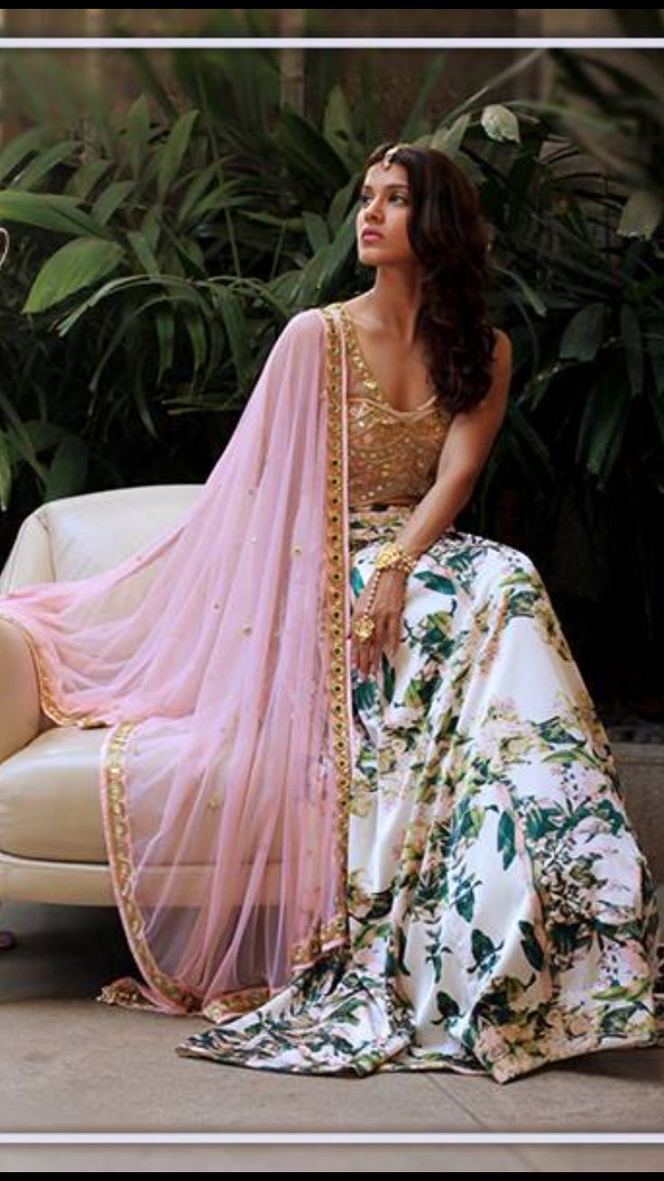 indian-weddings-what-should-a-wedding-guest-wear-mystylespot