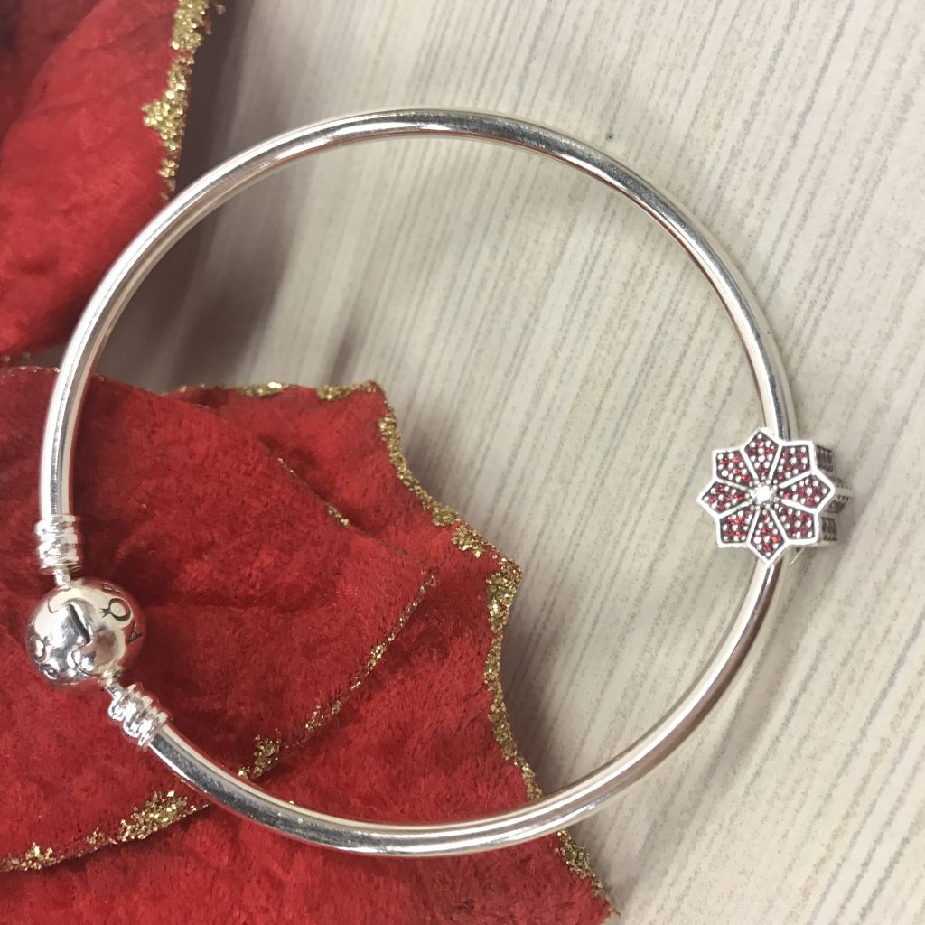 becharming holiday charm giveaway 