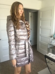 Cute Puffer coat with leopard print lining 