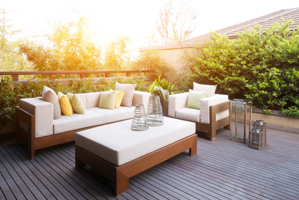 What Are the Benefits of Decking for your Garden?