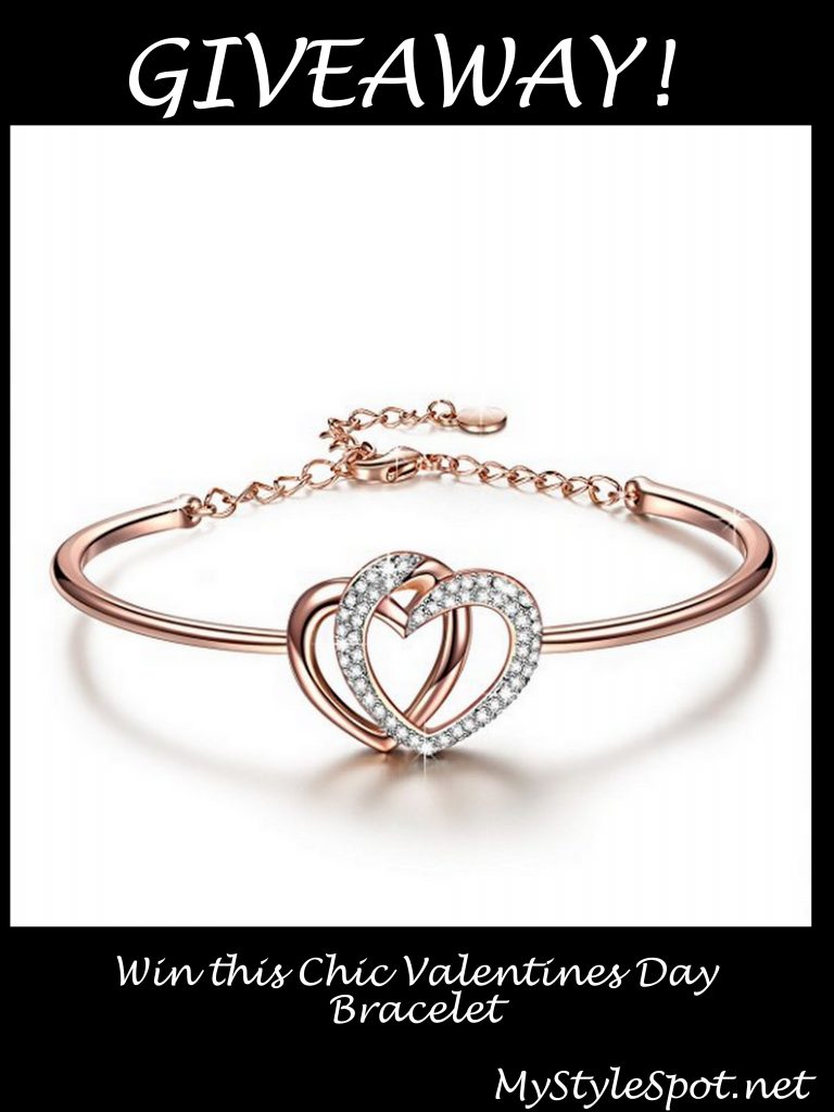 GIVEAWAY: Win a Chic Heart Valentine's Day Bracelet