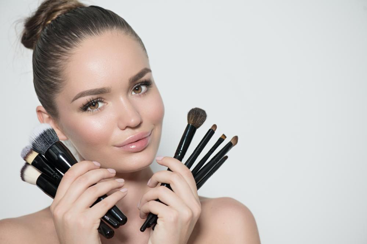 5 Makeup Contouring Tips that Look Natural