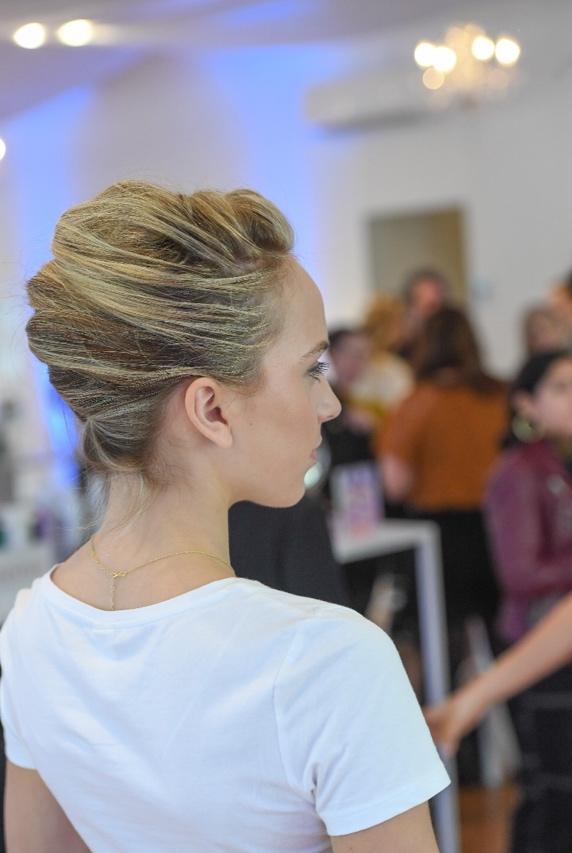 How to Get a Chic Summer Updo in 7 Easy Steps