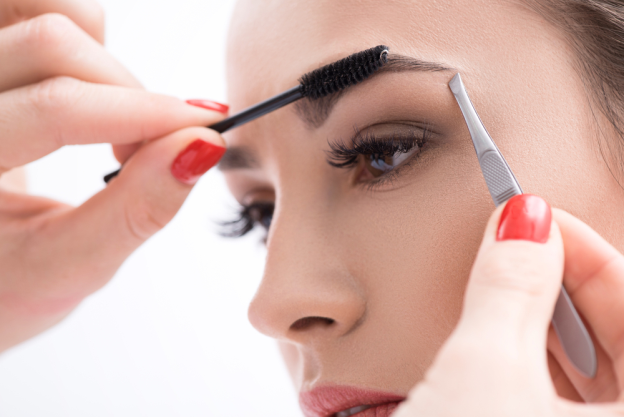 How to Resuscitate A Brow or Lash Emergency at Home