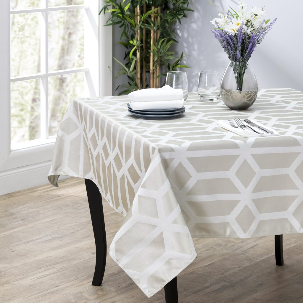 GIVEAWAY: Enter to Win a Custom Tablecloth & Set of Matching Napkins from Loom & Table ($325 Value!)